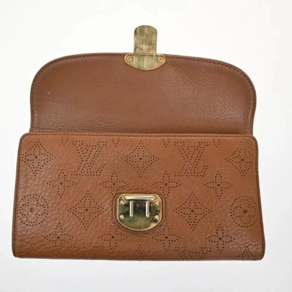 LOUIS VUITTON Amelial Wallet Monogram Mahina Leather BN M58157 69TA434 - Picture 12 of 14